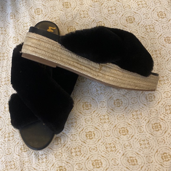 Sam Edelman faux fur platform shoes - Picture 3 of 4